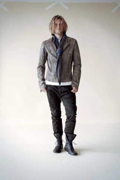 Look 11